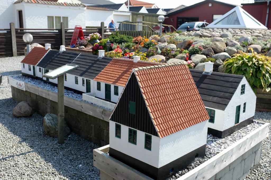 Lokken Hostel Экстерьер фото