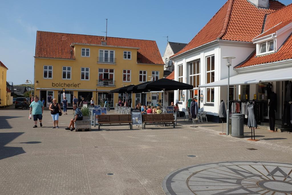 Lokken Hostel Экстерьер фото